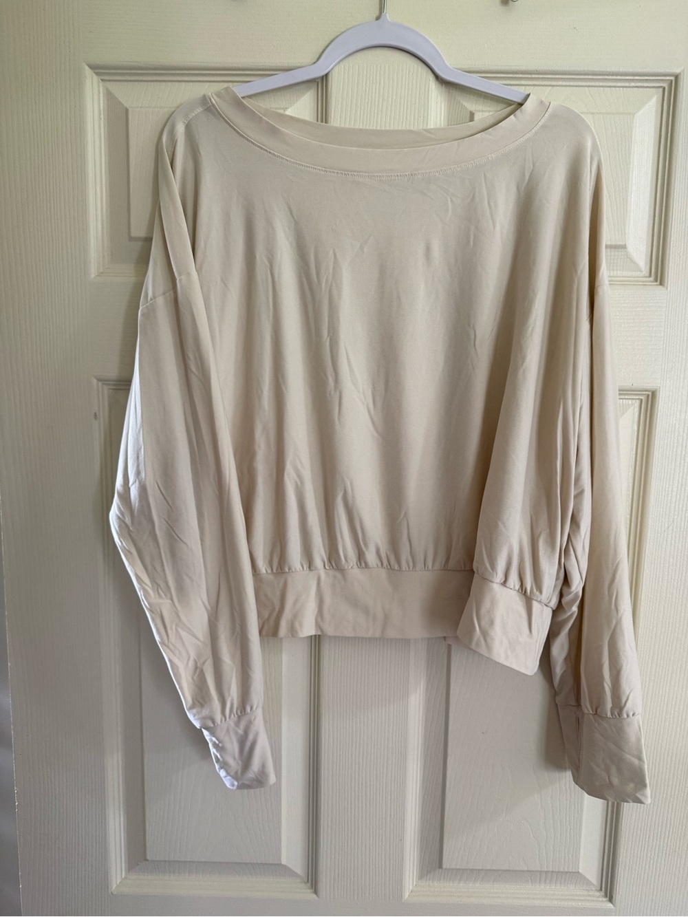 Old Navy Cream Long-Sleeve Active Top